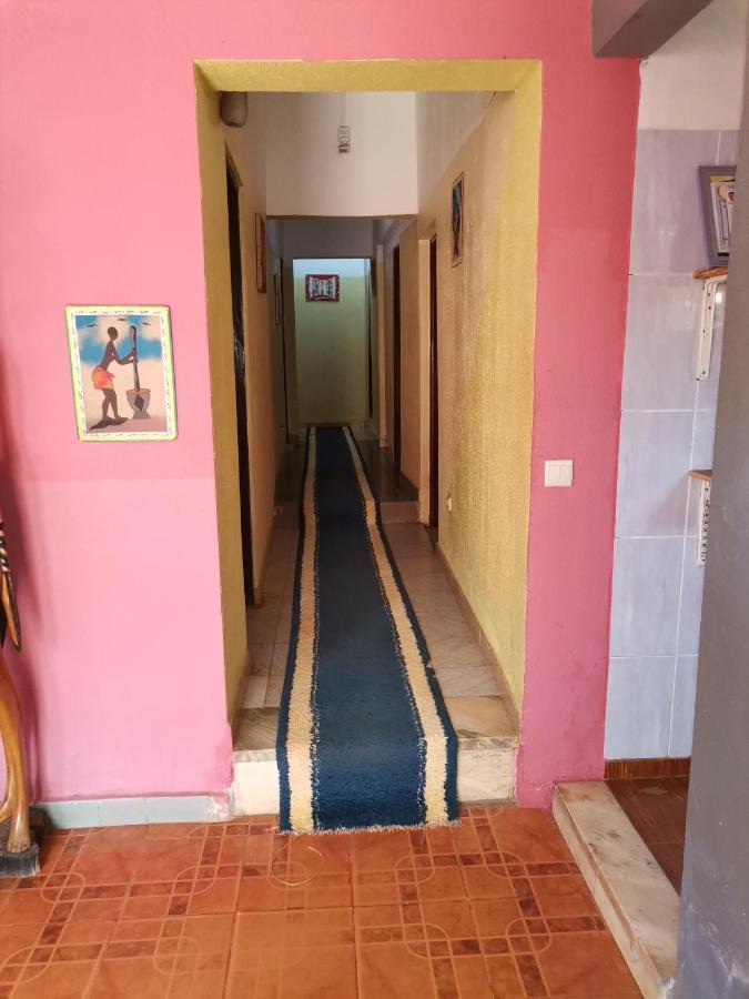 Hotel Badinca Alojamento Low Cost In Bissau Avenida Francisco Mendes Экстерьер фото