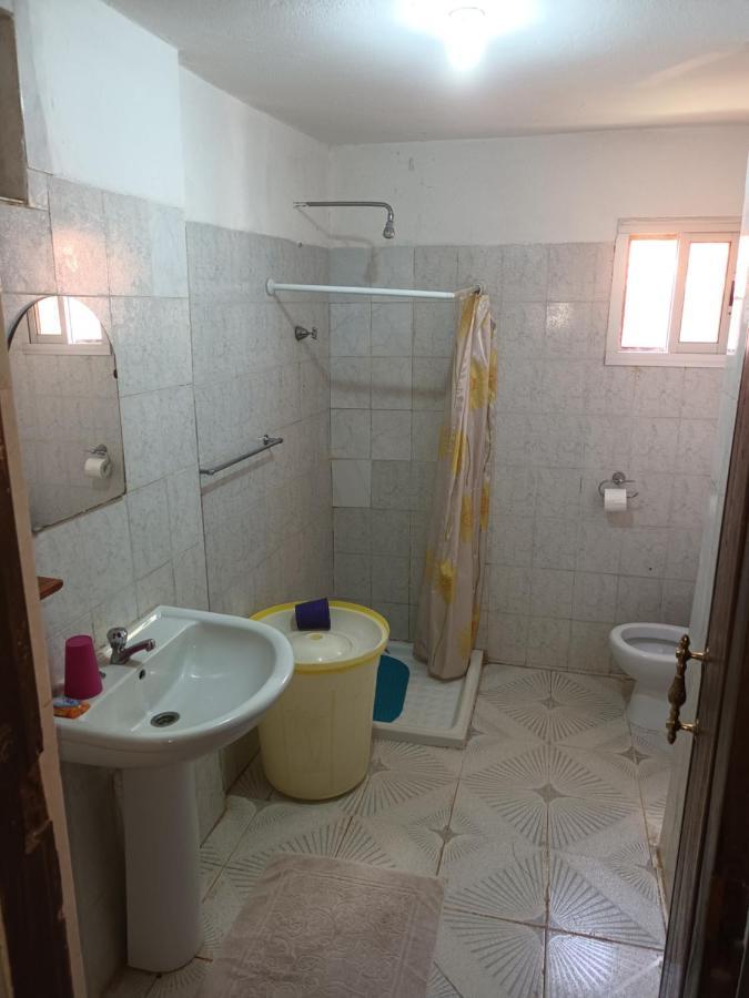 Hotel Badinca Alojamento Low Cost In Bissau Avenida Francisco Mendes Экстерьер фото