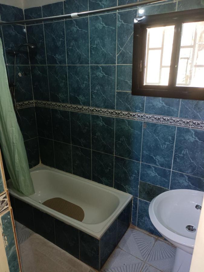 Hotel Badinca Alojamento Low Cost In Bissau Avenida Francisco Mendes Экстерьер фото