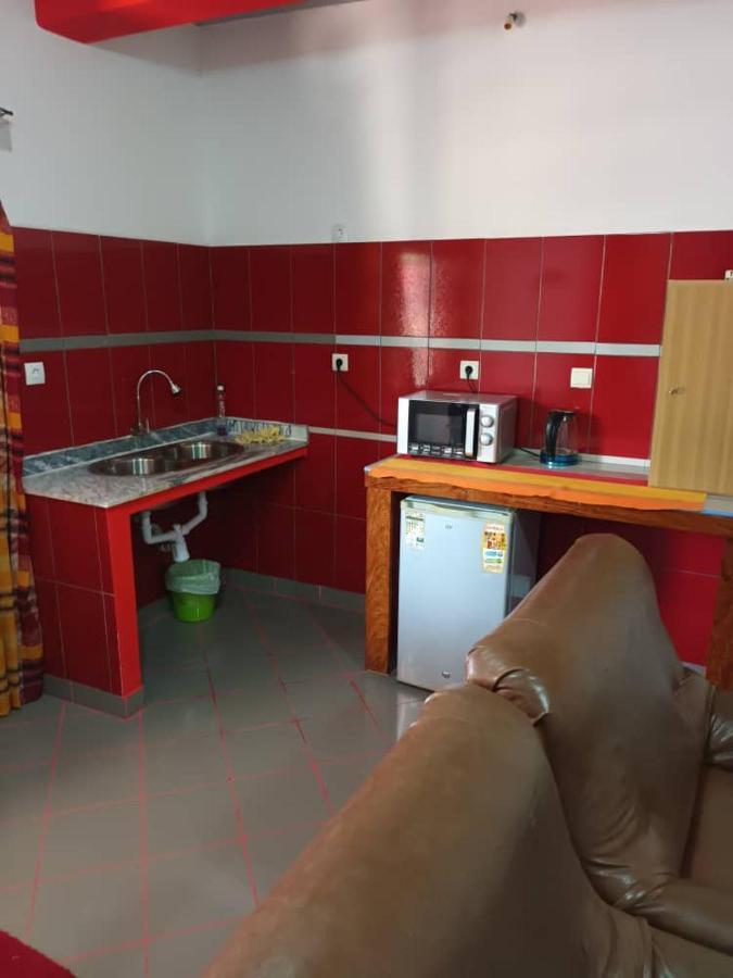 Hotel Badinca Alojamento Low Cost In Bissau Avenida Francisco Mendes Экстерьер фото